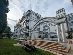 Versailles (D15), Condominium #589541531